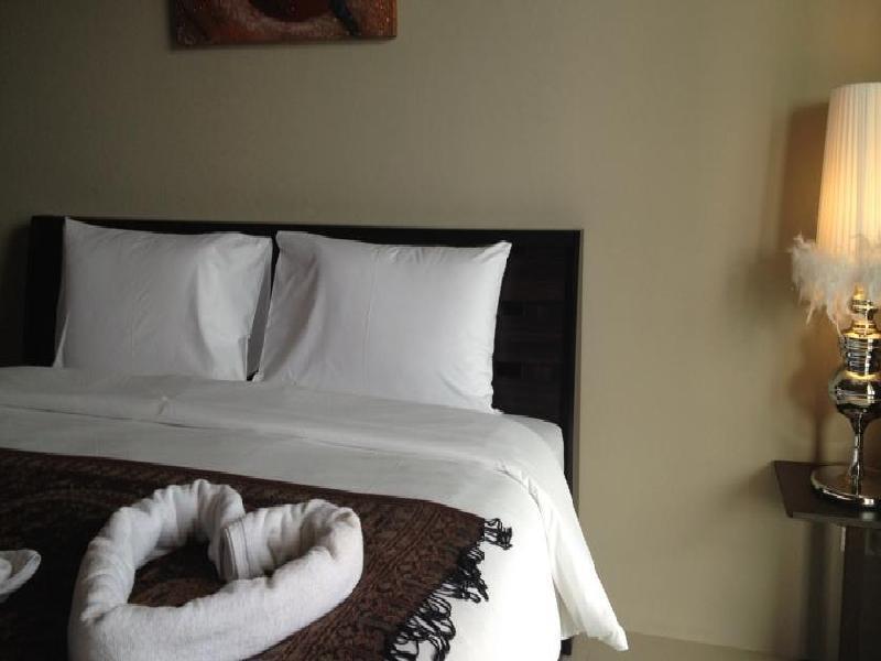 Green Residence Hotel Bang Rak Beach  Exterior foto